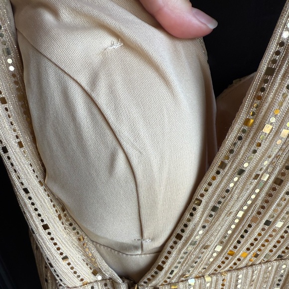 City Triangles style 8216-XV7A jumpsuit. Sequins, glittery gold design. Size 11 - Picture 10 of 14